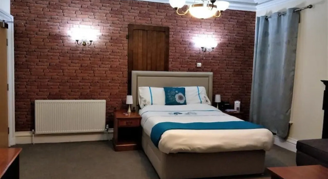 Milverton Hotel, Забронировать Отель Отели Манчестера с парковкой, Парковка