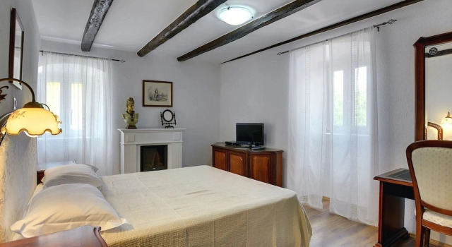Holiday Home in Rojnici With Private Pool