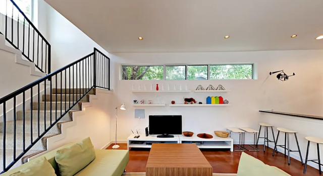 Contemporary and Chic in Austin Hill Country by RedAwning, Забронировать Отель Лейкуэй Greater Austin