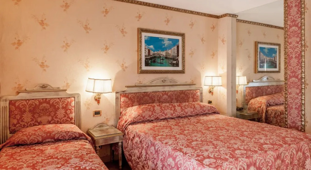 Трёхместный номер Hotel Venezia