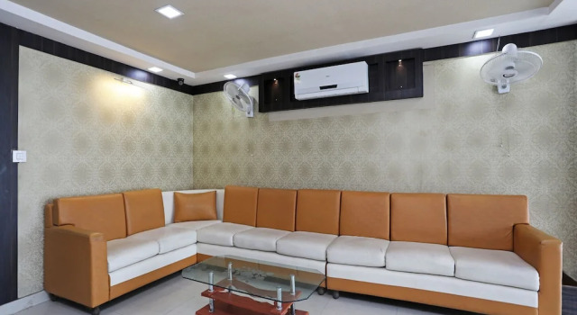 OYO 8840 Hotel Namaskar, Забронировать Отель СПА-отели Канпура, SPA-услуги