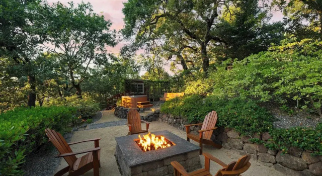 Sonoma Skyhouse by Avantstay Pool, Sauna, Hot Tub & Stunning Valley Views, Забронировать Гостевой дом Гостевые дома Сонома, Гостевой дом