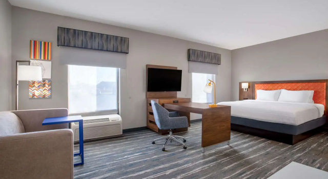 Студия Hampton Inn & Suites Muncie