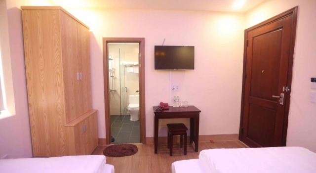 Stars Hotel