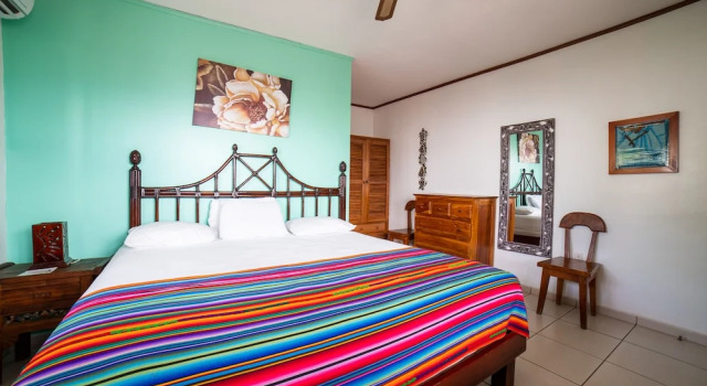 Номер Superior Splash Inn Dive Resort & Villas
