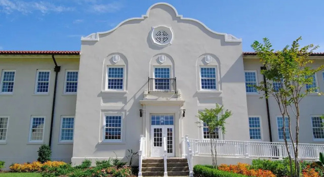 Oasis Resort Gulfport