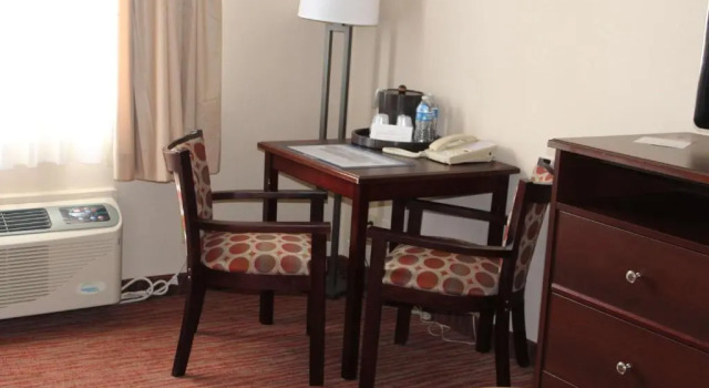 Номер Standard с видом на озеро Best Western Plus Concord Inn
