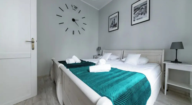 Wawel Castle Apartment, Забронировать Апартаменты/квартира Отели Кракова с парковкой, рядом с Церковь Святого Франциска Ассизи, Парковка