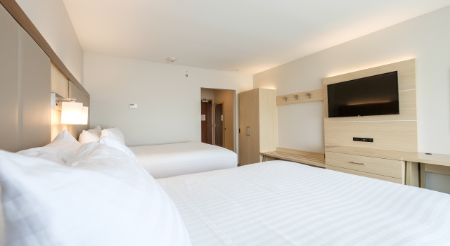 Holiday Inn Express & Suites Eagan - Minneapolis Area by IHG, Varaa Hotelli Hotellit Minnesota pysäköinnillä, Pysäköinti