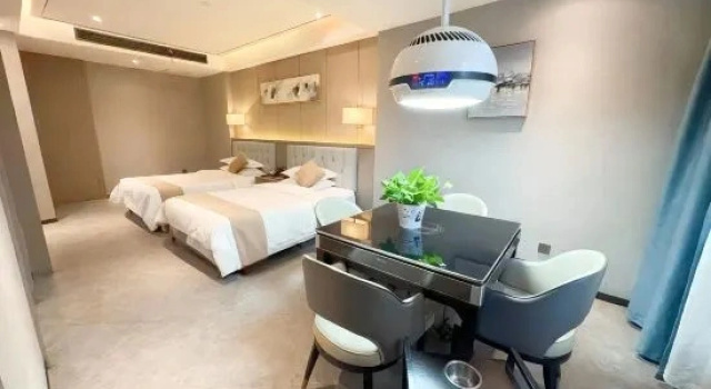 Люкс Leighton Hotel