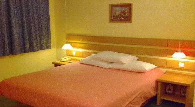 Home Inn Xiaowenjie