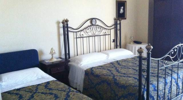 Hotel Sovrano, Забронировать Отель Отели Альберобелло с завтраком, рядом с Музей «Трулло-Соврано», Завтраки