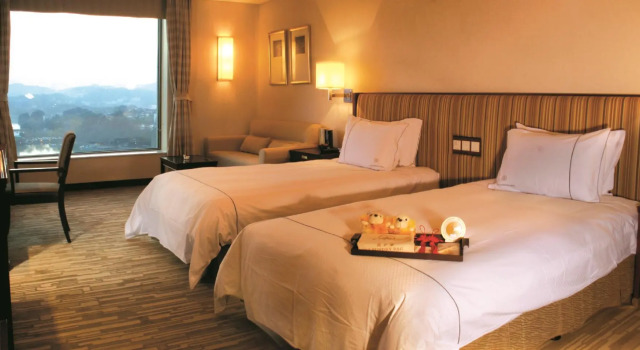 Двухместный номер Superior с видом на озеро Kande International Hotel Huizhou