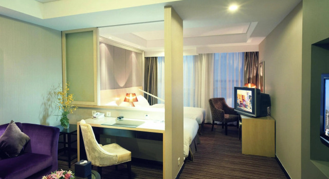Titan Times, Boek Hotel Hotels in Shaanxi met parkeren, Parkeren