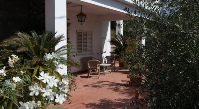 Villa Testa, Rezerwuj Willa Campomaggiore Basilicata