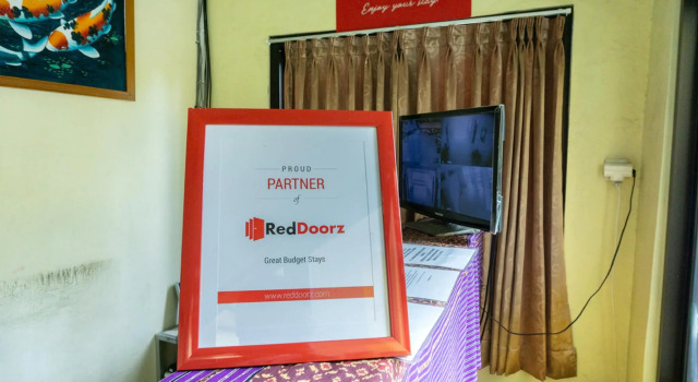 RedDoorz @ Gatot Subroto Ende, Забронировать Гостевой дом Энд провинция Восточная Нуса-Тенгара