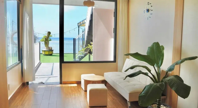 Двухместный семейный номер Standard Queen Sea Resort - Đảo Phú Quý