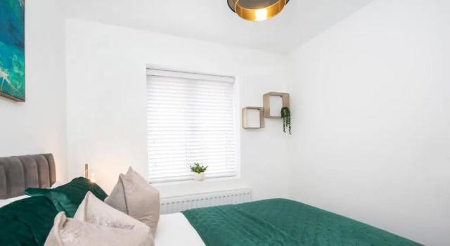 Piccadilly Place - 3 Bedroom House