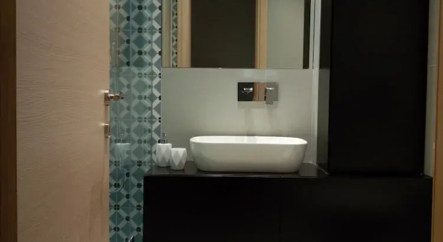 Апартаменты Luxury Comely Luxury Apt Must