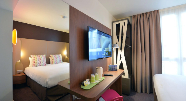 Номер Superior CAMPANILE PARIS - Clichy Centre