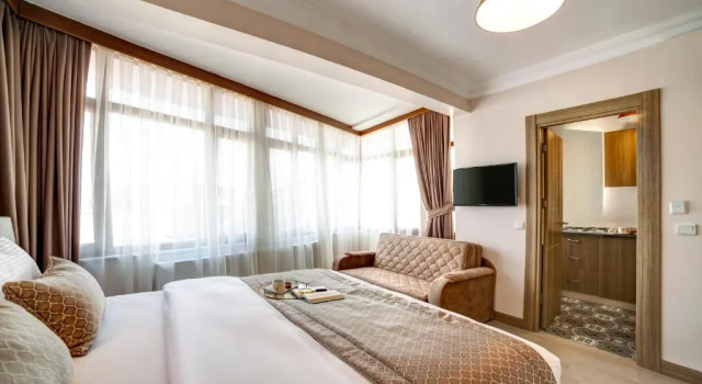 Апартаменты с видом на море SEVEN ROSES APART HOTEL