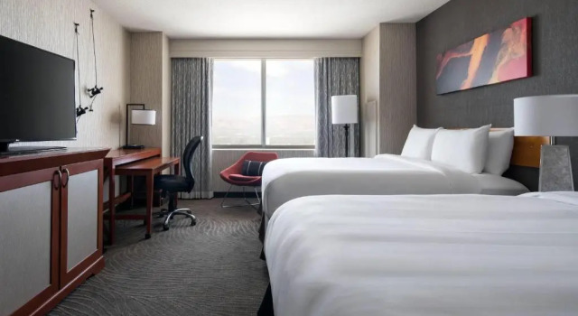 Четырёхместный номер Standard San Jose Marriott