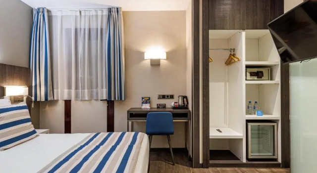 Одноместный номер Small Цокольный этаж Hotel Ronda Lesseps