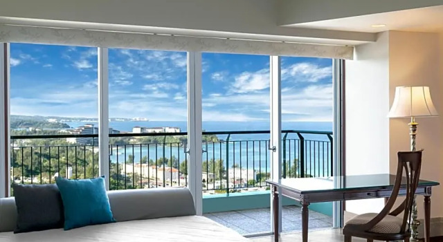 Клубный люкс с видом на океан Oriental Hotel Okinawa Resort & Spa