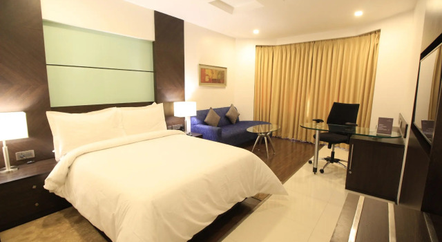 Номер Executive The Residency Towers