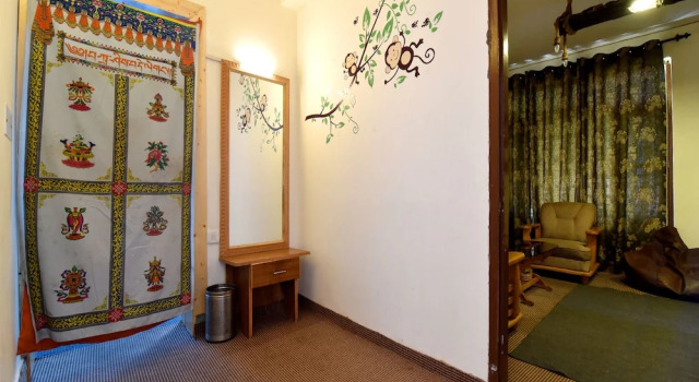 OYO 13350 Home Hill View Naggar Road, Забронировать Отель Отели штата Химачал-Прадеш 3 звезды, 3*