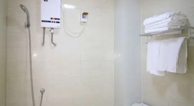 Yantai Junhai Star Hotel, Забронировать Отель Яньтай Yantai Region