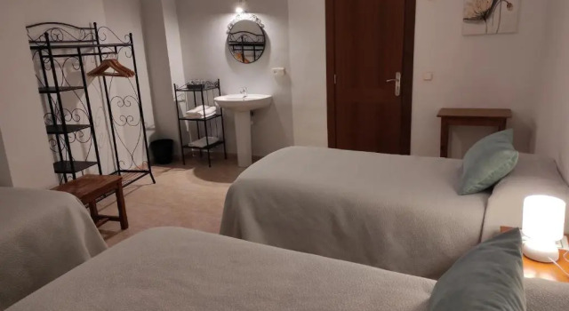 Двухместный семейный номер Standard Hostal Nadal