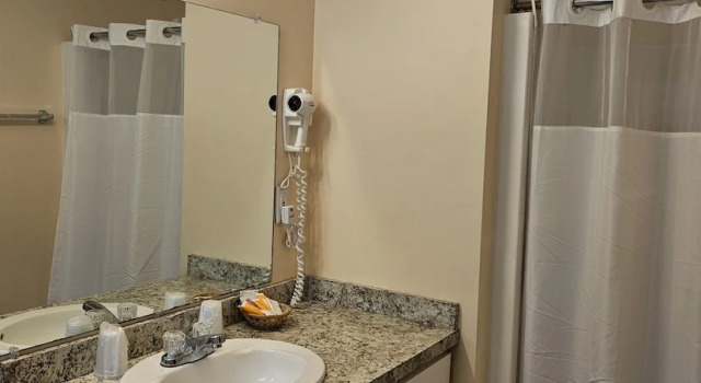 Двухместный номер Standard Capt.'s Inn & Suites