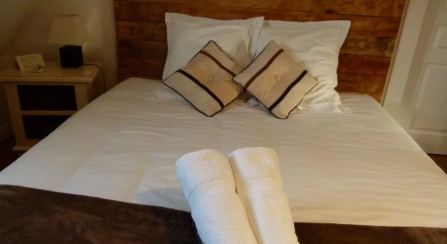 La Bulle des Vies Denses, Réserver Hôtel Escorpain France