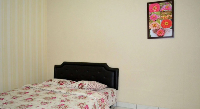Vila Bunga Merah Gelatik