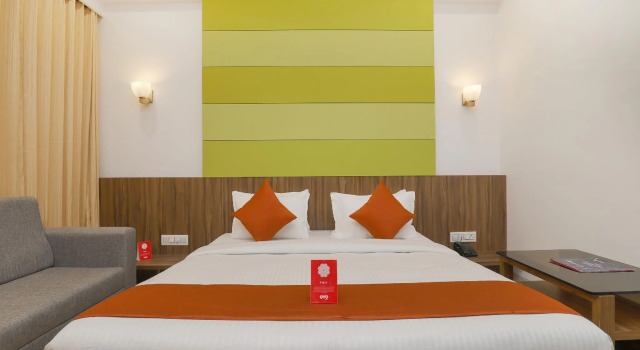 Люкс Standard Hotel Avista - Unmarried Couples and NRI not allowed
