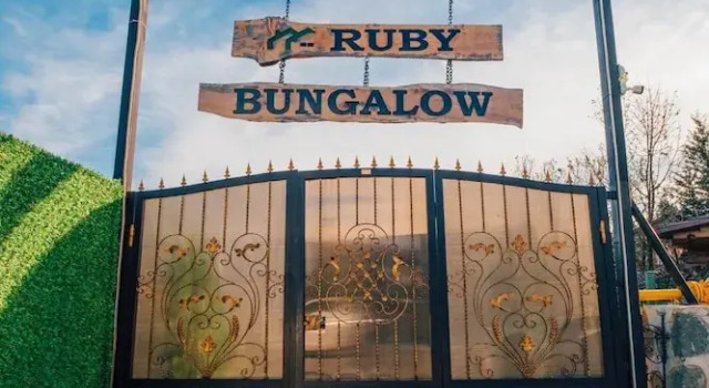 Sapanca Ruby Bungalow, Varaa Hotelli Hotellit Marmara-alue pysäköinnillä, Pysäköinti