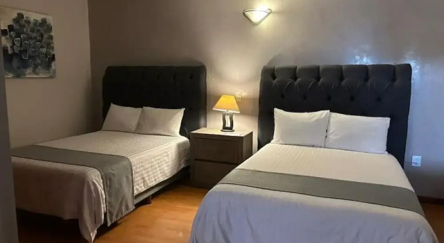 Hotel & Suites Virreynal, Varaa Hotelli Teziutlan State of Puebla
