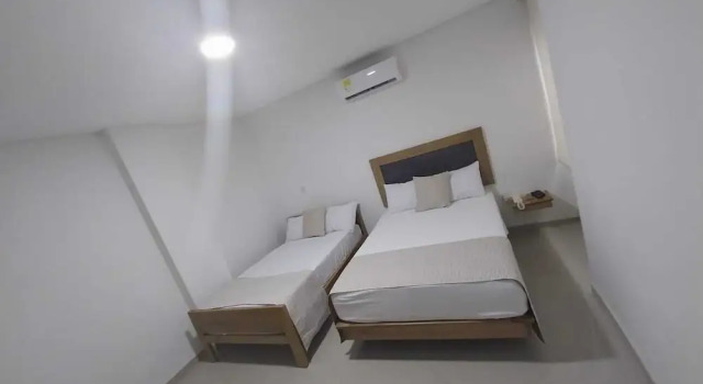 Трёхместный семейный номер Standard Hotel El Faro - Desayunos incluidos - Manga, Cartagena