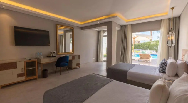 Люкс Jacuzzi Executive Sunrise Diamond Beach Resort -Grand Select