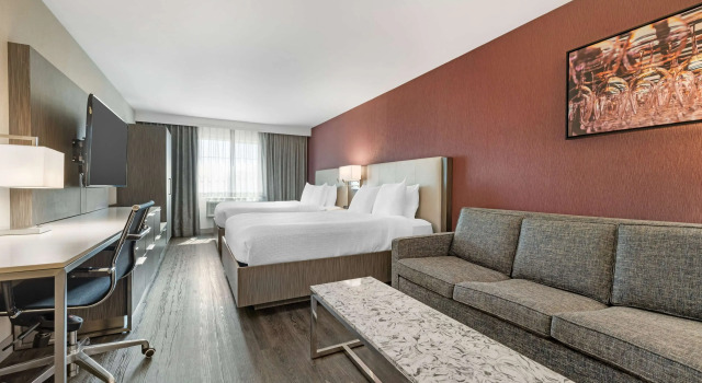 Четырёхместный люкс Best Western Plus Temecula Wine Country Hotel & Suites