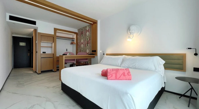 Двухместный номер Superior с балконом Stic Urban Hotel & SPA