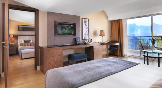 Люкс Deluxe Imperial Türkiz Resort Hotel & SPA