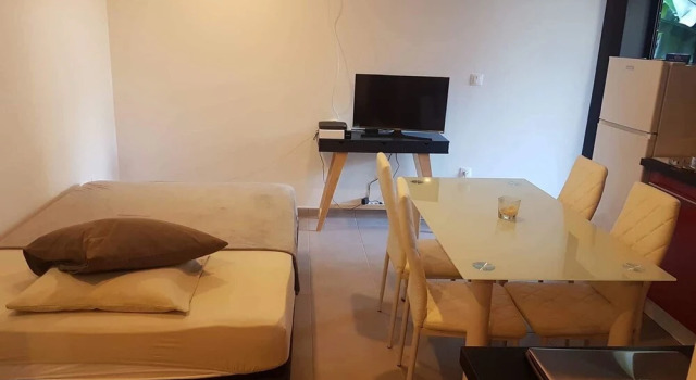 Studio in Ligne Paradis, With Pool Access, Furnished Terrace and Wifi, Book Apartment Apartments in Saint-Pierre, Apartment