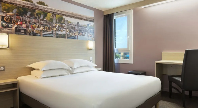 Двухместный номер Accessible B&B HOTEL Marne-la-Vallée Chelles