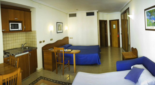 Hotel Apartamentos Blau Parc, Book Hotel San Antonio 