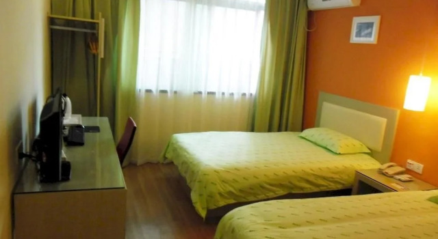 Suez Bus Hotel