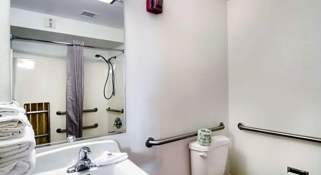 Номер Deluxe Motel 6-Joliet, IL - Chicago - I-55