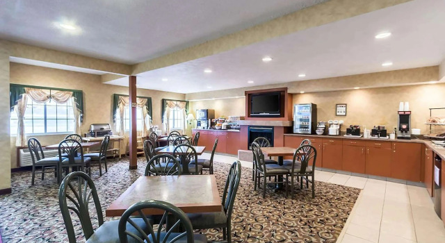 Baymont by Wyndham Omaha SW, Rezerwuj Hotel Hotele w Omaha z basenem, Basen