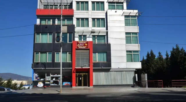 Star Agmashenebeli